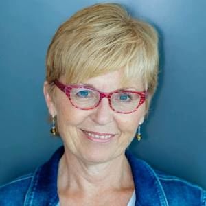 Meet your Posher, Jacqueline